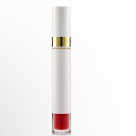 Tom Ford Soleil Lip Lacquer Liquid Tint- 06 La Vie En Rouge - Picture 2 of 3
